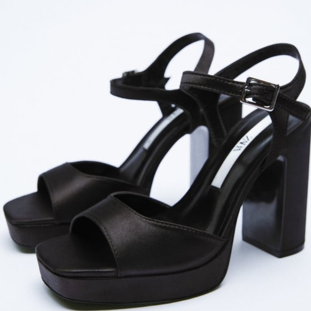 ZARA Black Open Toe Throwback Block Heel Shoes Size 40 (F)